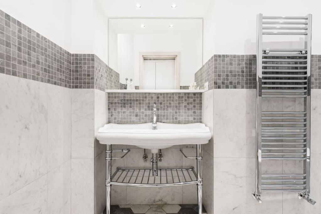 Modern Comfort, Poetic Charm Rzym Zewnętrze zdjęcie